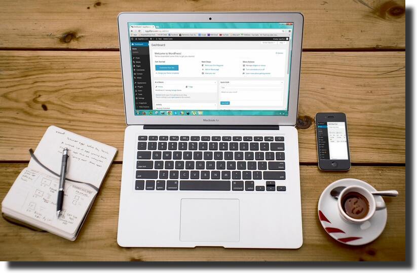 business-coffee-composition-computer