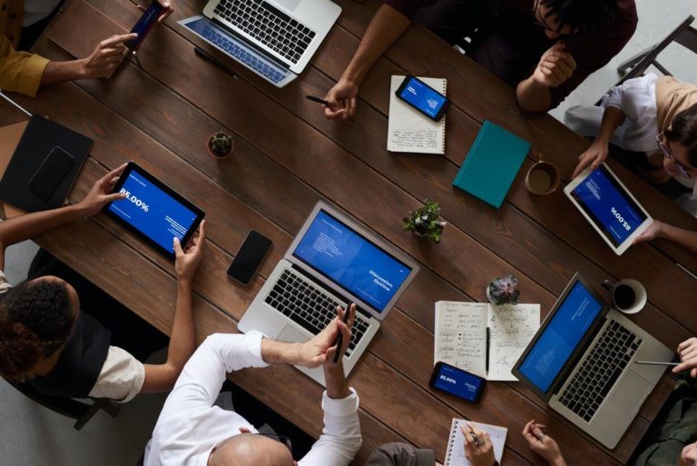 Complete Guide on How To List Your Business on Apple Maps Connect